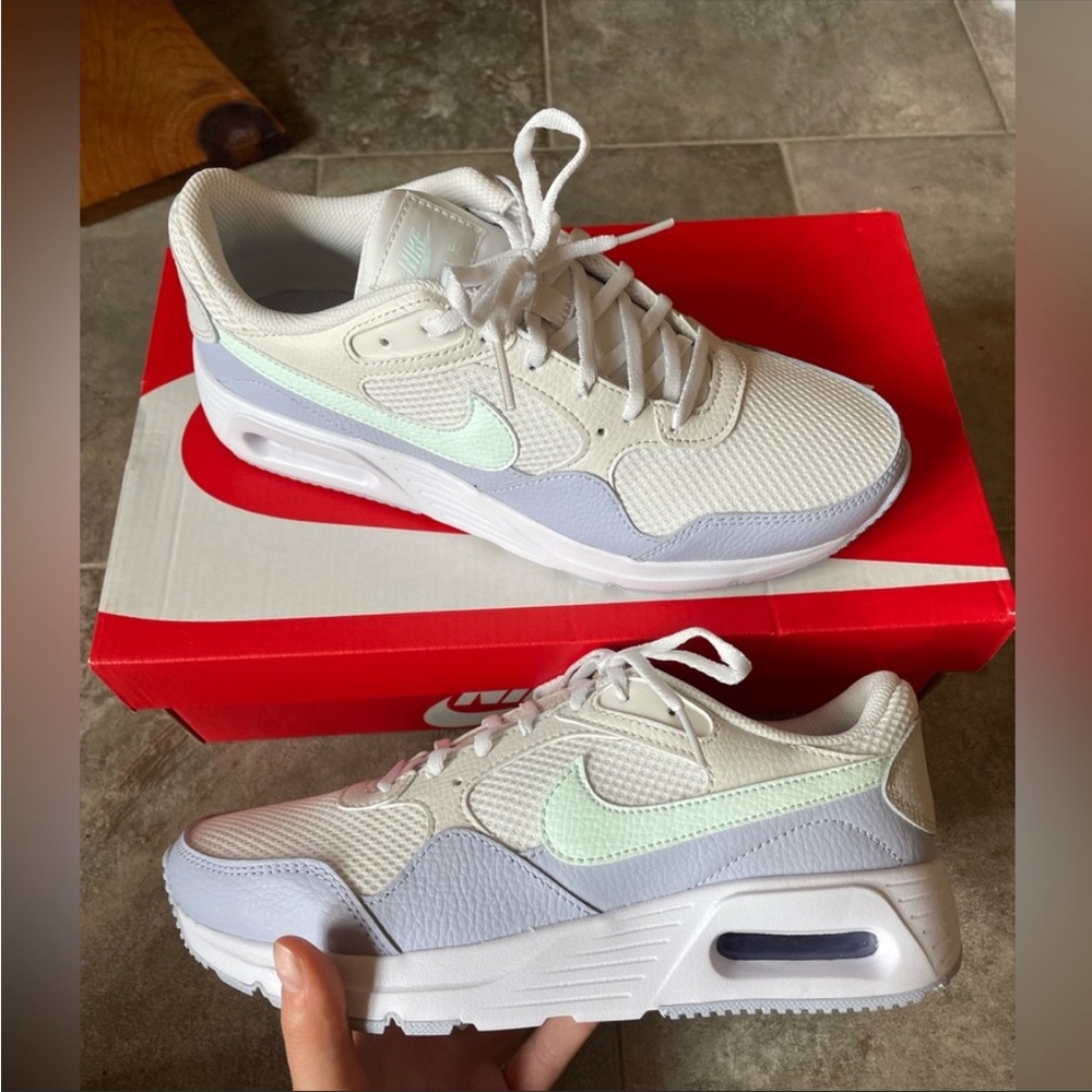 Nike Air Max 7.5 New in box